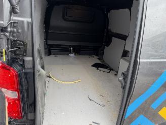 Citroën Jumpy 2.0 Bluehdi 90KW Autom. Navi Clima Schuifdeur M Club picture 14