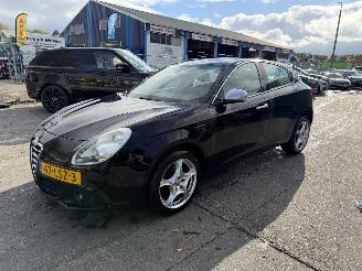 Avarii autoturisme Alfa Romeo Giulietta 1.6 JTDM 77KW Clima Navi Led Xenon Distinctive NAP 2010/7