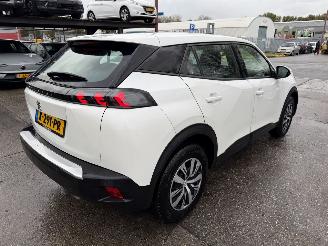 Peugeot 2008 1.2 75KW Clima Navi Led 360 view Active NAP picture 2