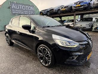 Avarii autoturisme Renault Clio 0.0 TCE 66KW Clima Navi Led 5-drs 2017/4