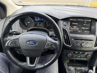 Ford Focus 1.0 92KW Clima Navi Camera Keyless Titanium picture 8