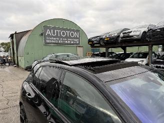 Volkswagen Golf 2.0 R TSI 320PK Pano Clima Navi 4Motion Led Xenon Camera picture 21