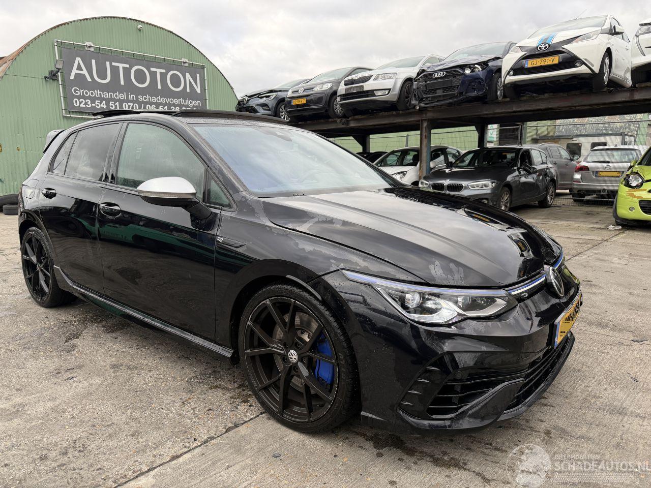 Volkswagen Golf 2.0 R TSI 320PK Pano Clima Navi 4Motion Led Xenon Camera