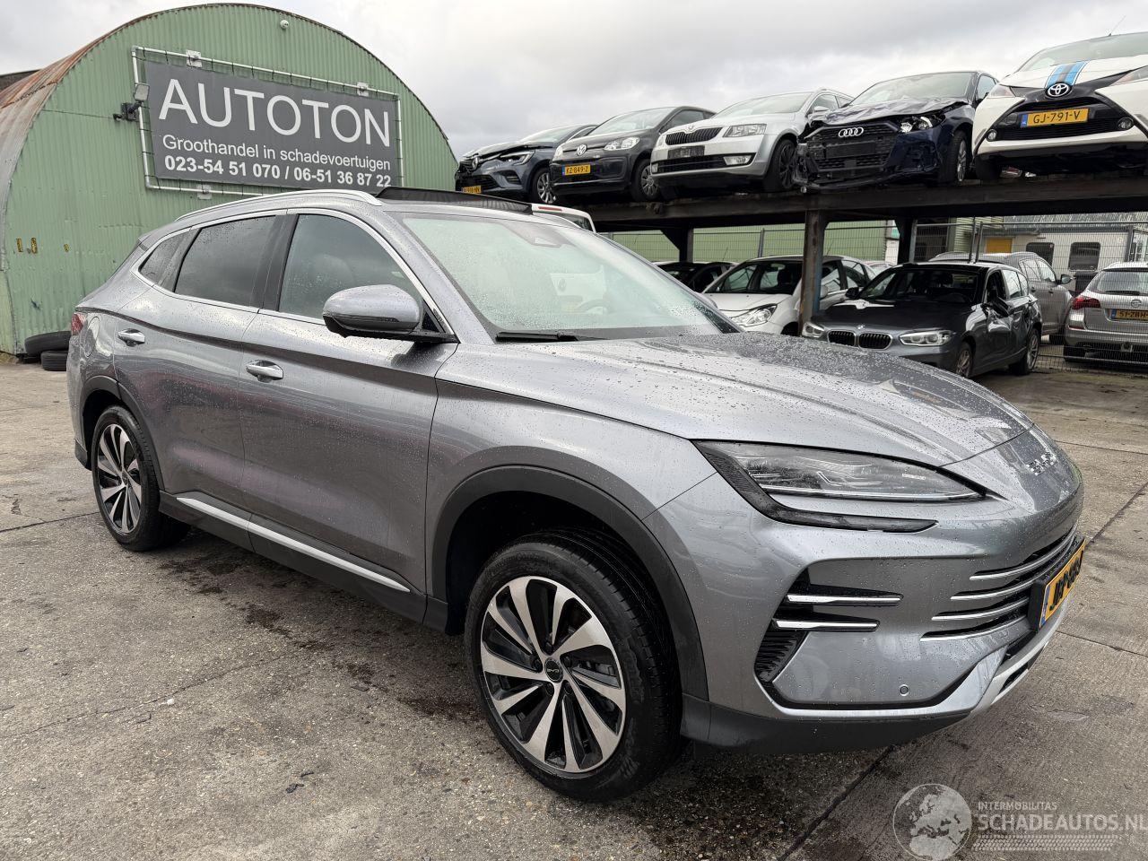 BYD Seal U 1.5 DM-I FWD Comfort Plug-In Hybrid Clima Navi Pano HUD