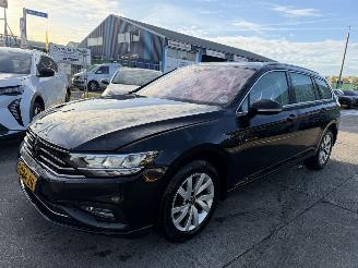 Unfallwagen Volkswagen Passat 1.5 TSI 110KW DSG Navi Clima Led Camera Virtual Cockpit Business NAP 2022/7