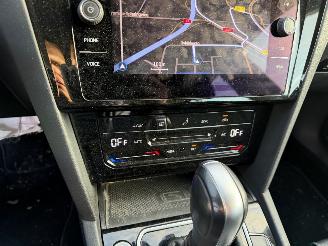 Volkswagen Passat 1.5 TSI 110KW DSG Navi Clima Led Camera Virtual Cockpit Business NAP picture 11