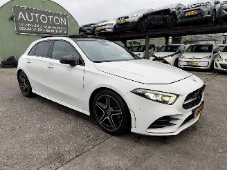 Avarii autoturisme Mercedes A-klasse 160 80KW Pano Clima Navi AMG-Pakket Camera NAP 2020/2