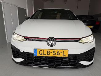 Volkswagen Golf 2.0 GTI Clubsport 301PK Autom. Clima Navi Sfeerverlichting picture 20