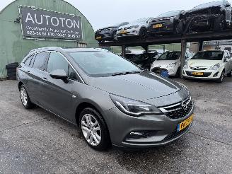 Voiture accidenté Opel Astra 1.0 77KW Autom. Schuifdak Clima Navi Led Xenon NAP 2017/7