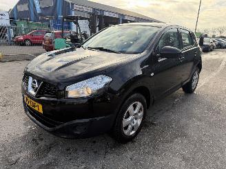 Voiture accidenté Nissan Qashqai 1.6 86KW Clima Navi Visia 2011/5