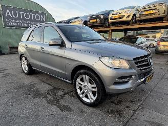 Schadeauto Mercedes ML 250 CDI 150KW Autom. Clima Navi Bleutec Edition 1 2011/11