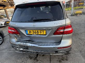 Mercedes ML 250 CDI 150KW Autom. Clima Navi Bleutec Edition 1 picture 17