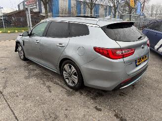 uszkodzony samochody osobowe Kia Optima 2.0 GDI PHEV 115KW Autom. Pano Clima Navi Led Leer Camera 2017/11