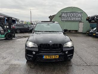Unfallwagen BMW X5 35i 225KW Autom. Pano Clima Navi Camera X-Drive High Executive 2011/6