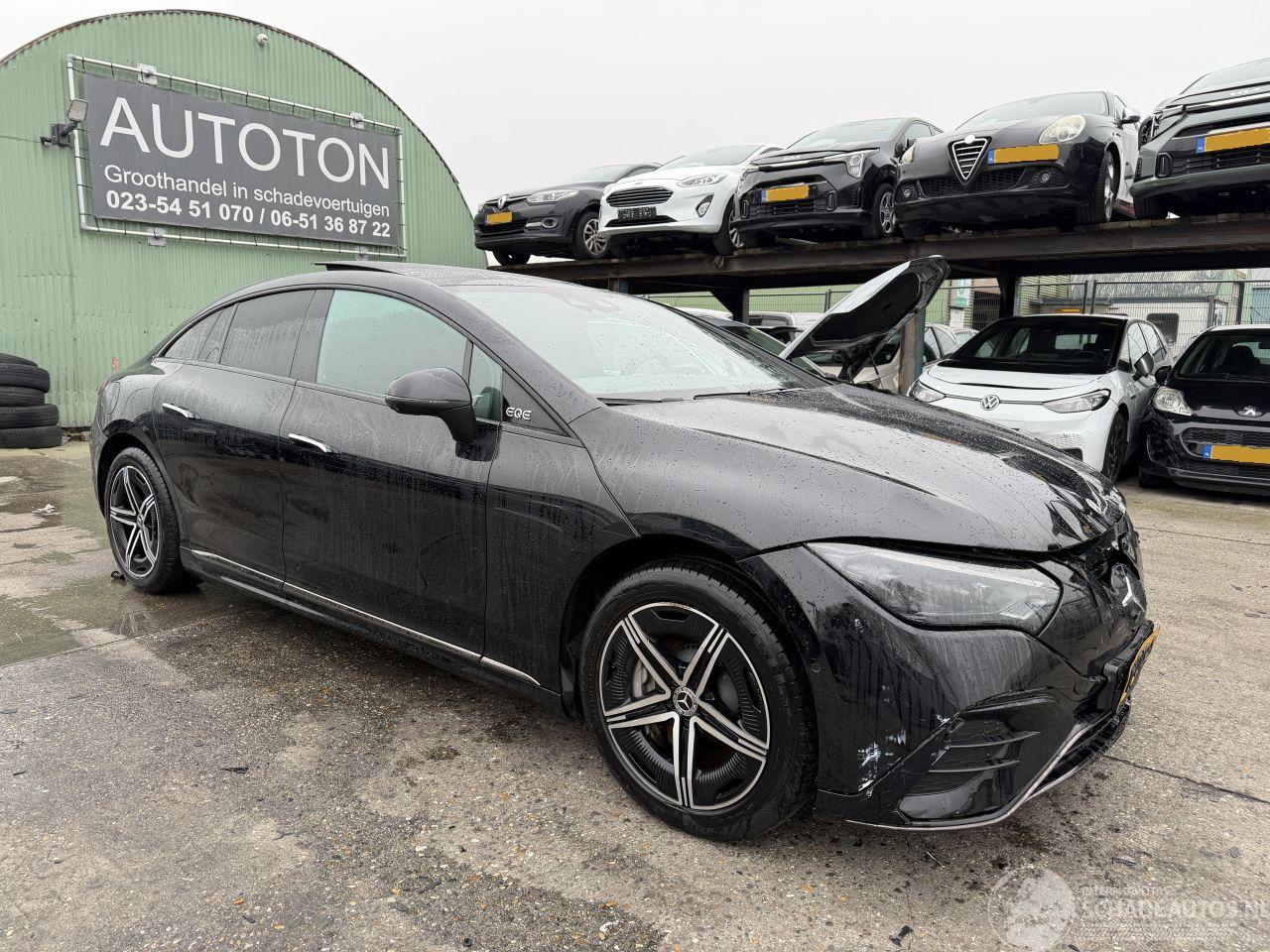 Mercedes EQE 350 89 kWh 292PK Pano Clima Navi Sfeerverlichting AMG Line 360 Camera