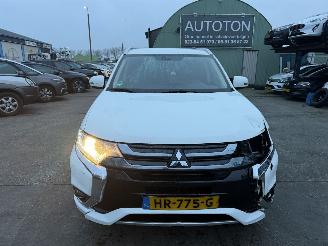 Mitsubishi Outlander 2.0 PHEV 89KW Autom. Clima Navi Led Business Edition NAP picture 16
