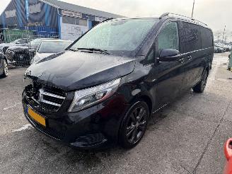 Schadeauto Mercedes V-klasse 250D 140KW Autom. 8-Pers Extra Lang Avantgarde 2x Schuifdeur Edition Clima Navi Led 2018/1