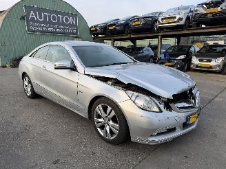 Damaged car Mercedes E-klasse 250 CGI Coupe 150KW Autom. Clima Navi Leer Xenon Elegance 2010/1