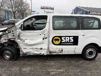 Citroën Jumpy E 50kWh 100KW Autom. 9-Pers Clima Navi M NAP picture 17
