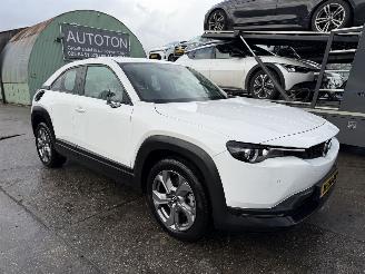 Coche accidentado Mazda MX-30 36 kWh 107KW e-Skyactiv Comfort Clima Navi Led HUD NAP 2021/9
