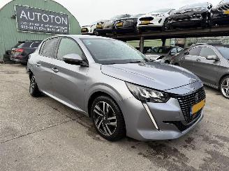 Unfallwagen Peugeot 208 1.2 74KW GT Clima Navi Led Virtual Cockpit 5-Drs 2022/3