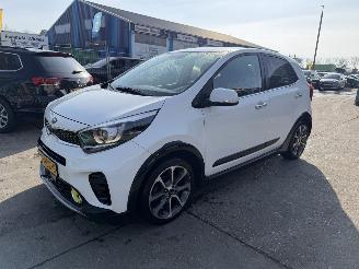 damaged passenger cars Kia Picanto 1.0 T-GDI 101PK X-Line Clima Navi Camera Leer Led Xenon NAP 2019/8