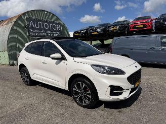Auto incidentate Ford Kuga 2.5 PHEV 112KW Autom. Pano Clima Navi ST-Line X NAP 2023/5