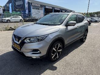 Unfallwagen Nissan Qashqai 1.2 Tekna 85KW Clima Navi Led 360View 2018/1