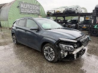 skadebil auto Hyundai Kona 64 kWh EV 150KW Premium Leer Navi NAP 2023/4