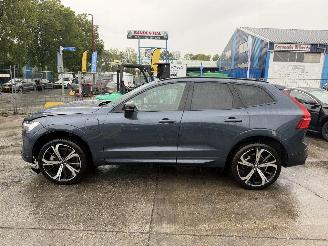 Damaged car Volvo Xc-60 2.0 T6 PHEV 186KW AWD Pano Clima Navi Plus Dark NAP 2025/1
