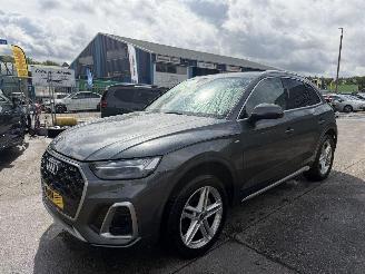 krockskadad bil auto Audi Q5 50 TFSI e S edition 195KW Autom. Clima Navi Camera Quattro NAP 2022/10