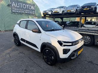 Auto incidentate Dacia Spring 26.8 kWh Extreme 48KW Clima Navi Camera Led NAP 2025/9