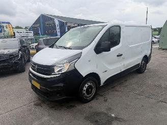 damaged commercial vehicles Fiat Talento 1.6 MJ 70KW Airco Schuifdeur Actual NAP 2017/6