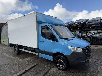 skadebil bedrijf Mercedes Sprinter 1.9 CDI 311 84KW L3H2 Camera Functional NAP 2021/8