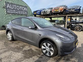 krockskadad bil auto Tesla Model Y 75 kWh Long Range AWD 258KW Pano Clima Navi 2022/3
