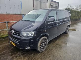 damaged passenger cars Volkswagen Transporter 4 motion 2011/6