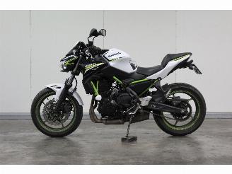 skadebil motor Kawasaki Z 650  2021