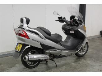 Suzuki AN 400 Burgman picture 4