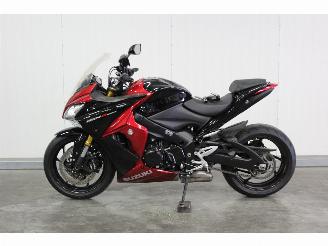 krockskadad bil motor Suzuki  GSX-S 1000 F 2016/1
