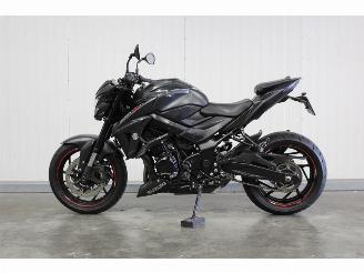 danneggiata motocicli Suzuki  GSX-S 750 2020