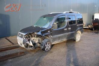 Vrakbiler auto Fiat Doblo Doblo (223A/119), MPV, 2001 / 2010 1.9 JTD Multijet 2008/5