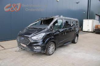 Vrakbiler auto Ford Tourneo Custom Tourneo Custom, Bus, 2012 / 2023 2.0 TDCi 16V Eco Blue 130 2020/1