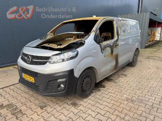 Auto da rottamare Opel Vivaro Vivaro, Van, 2019 2.0 CDTI 122 2020/7