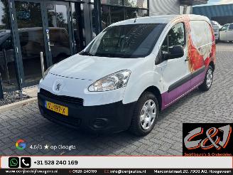 begagnad bil bedrijf Peugeot Partner  2015/2
