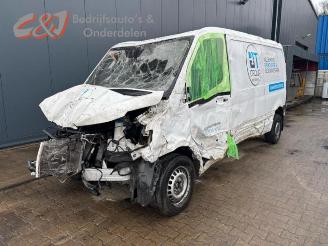 Vrakbiler auto Mercedes Sprinter Sprinter 3t (910.6), Van, 2018 / 2025 211 CDI 2.1 D FWD 2020/8