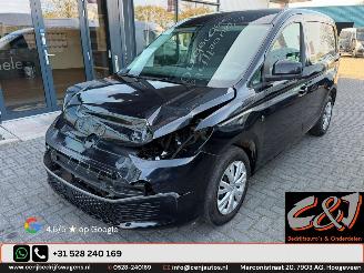 krockskadad bil bedrijf Volkswagen Caddy  2022/9