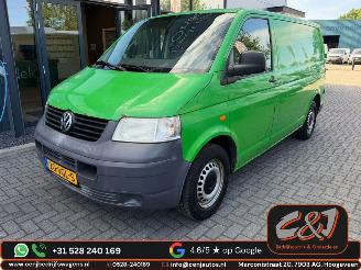 krockskadad bil bedrijf Volkswagen Transporter  2007/5
