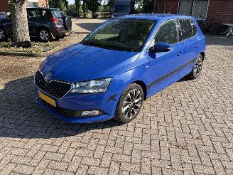 Damaged car Skoda Fabia AUTOMAAT 2021/1