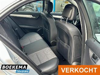 Mercedes C-klasse 200 184PK Avantgarde Automaat Navigatie Memory Stoelverw. picture 17