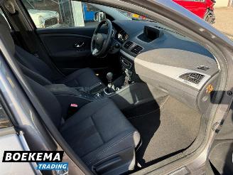 Renault Mégane Estate 1.4 TCe Dynamique Navigatie Climate Cruise PDC picture 17